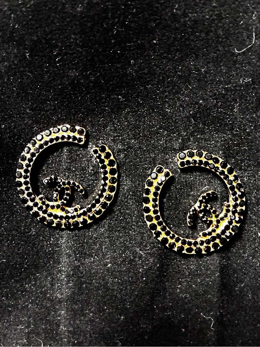 Double C Black Crystal Logo Earrings For pierced Ears